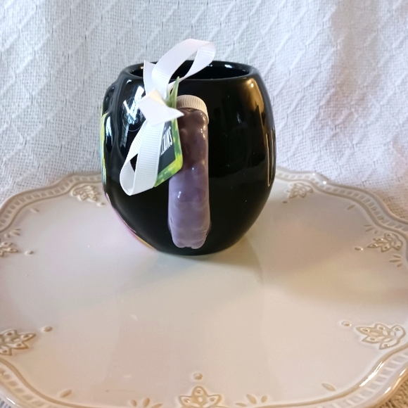 Rae Dunn × Disney Villains Ursula Double Sided Ceramic Mug - Picture 4 of 12